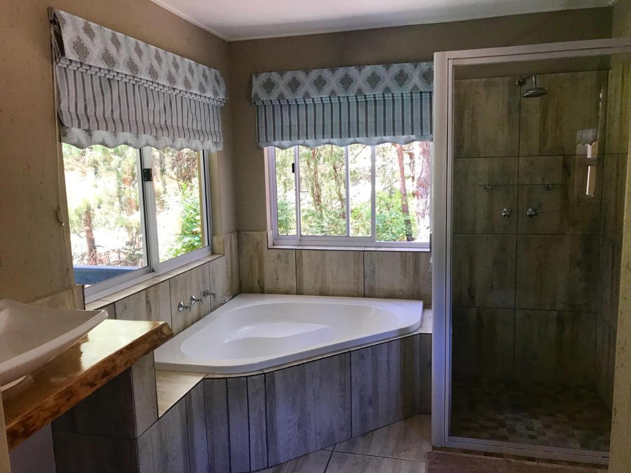 Meadow Lane Country Cottages อันเดอร์เบิร์ก ภายนอก รูปภาพ