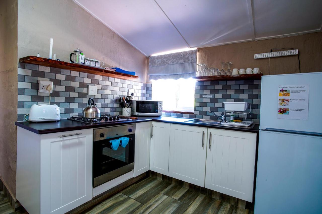 Meadow Lane Country Cottages อันเดอร์เบิร์ก ภายนอก รูปภาพ